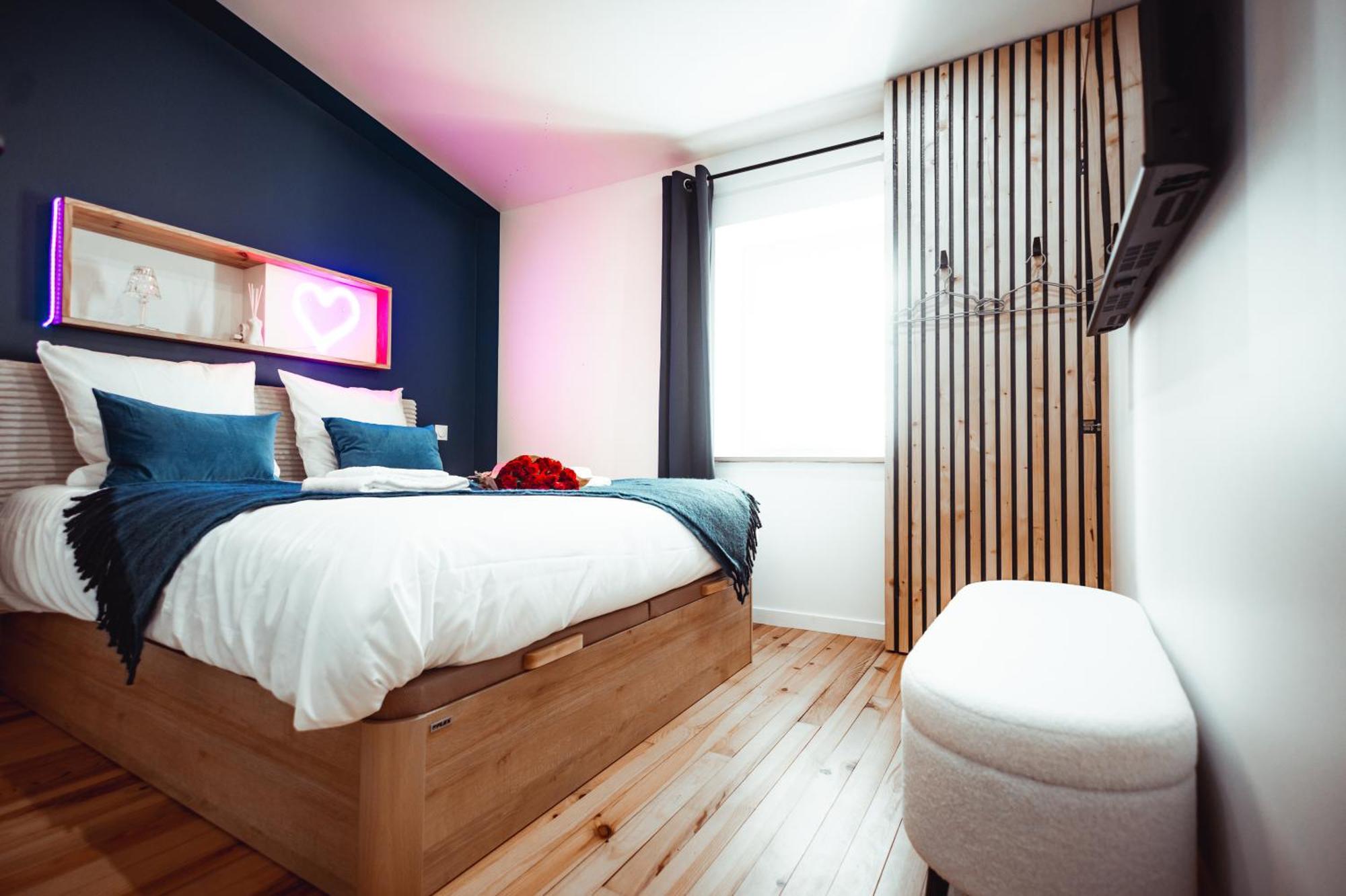 French Klss - Love Room By Prim0 C0Nciergerie Clermont-Ferrand Exterior foto